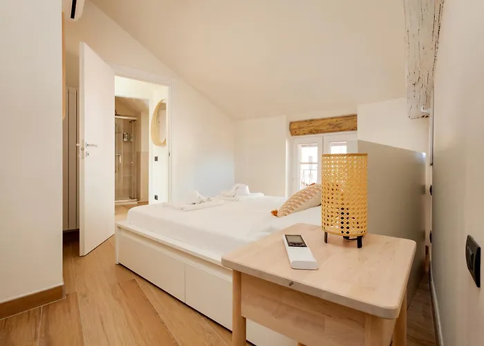 Apartment Mansarda Sul Di Como