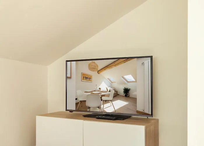 Apartment Mansarda Sul Di Como